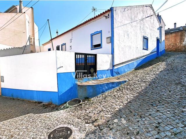 Moradia em Banda em Barão de são Miguel Vila do Bispo Algarve