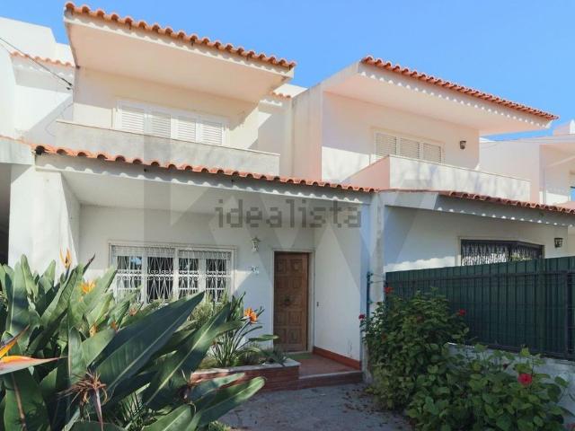 Moradia em banda em Estoril, Cascais e Estoril