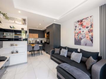 Moradia em banda para venda em Odiáxere 78m² Odiáxere