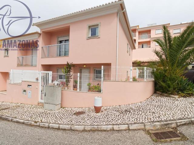 Moradia em banda para venda em Silves, São Bartolomeu de Messines