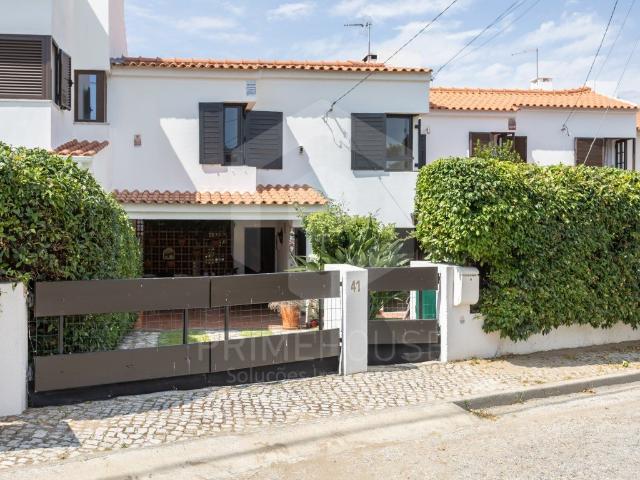 Moradia em Banda T4 com 4 quartos em Sesimbra, ideal para fa. 119m² Sesimbra Castelo