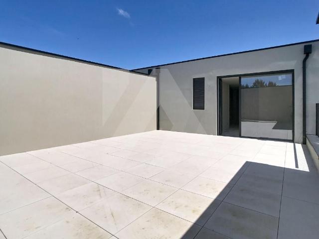 MORADIA EM BANDA – T4 | VILLAS DA MADRIA