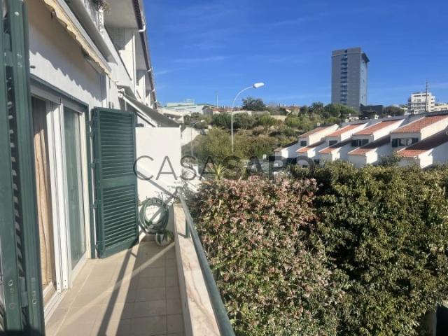 Moradia em Banda T6 para alugar em Oeiras