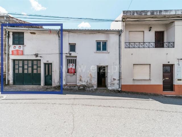 Moradia em Banda T1 / Covilhã, Peraboa