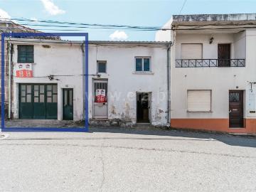 Moradia em Banda T1 / Covilhã, Peraboa