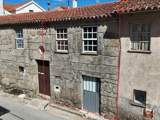 Moradia em banda T1 em Travanca de Lagos de 51 m²