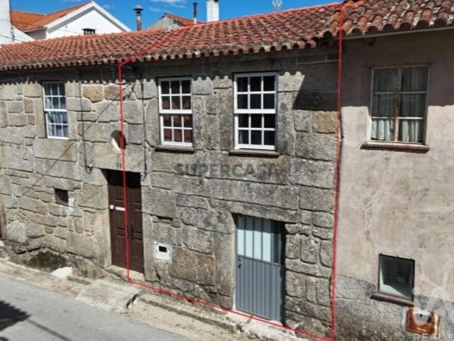 Moradia em banda T1 em Travanca de Lagos de 51 m²