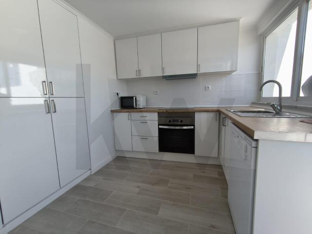 Moradia em banda T2+1 para arrendar no Cartaxo, com logradouro de 120 m² e Anexo