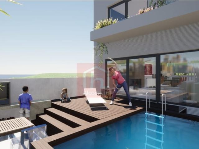Moradia em banda T3+1 com piscina em Sarilhos Grandes