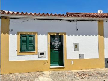 Azarujinha, São Bento do Mato, Concelho de Évora, Distrito de Évora