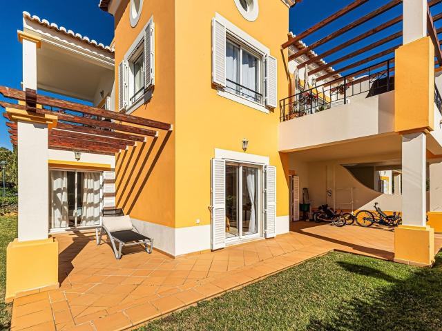 Moradia em Banda T3 com Vista Mar | Salema, Vila do Bispo 144m² Budens