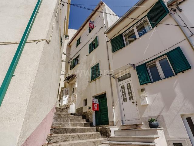 Moradia em Banda T3 / Covilhã, São Jorge da Beira