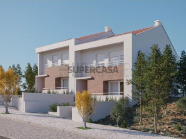 Moradia em Banda T3 Venda em Orgens,Viseu