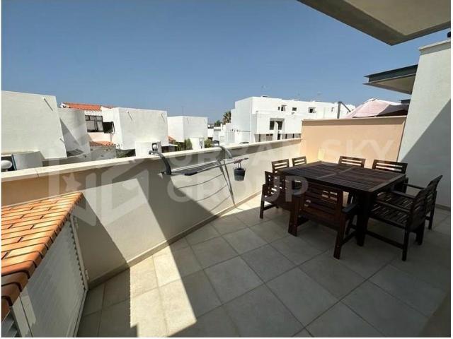 Moradia em banda V3+2 em Vilamoura 105m² Quarteira