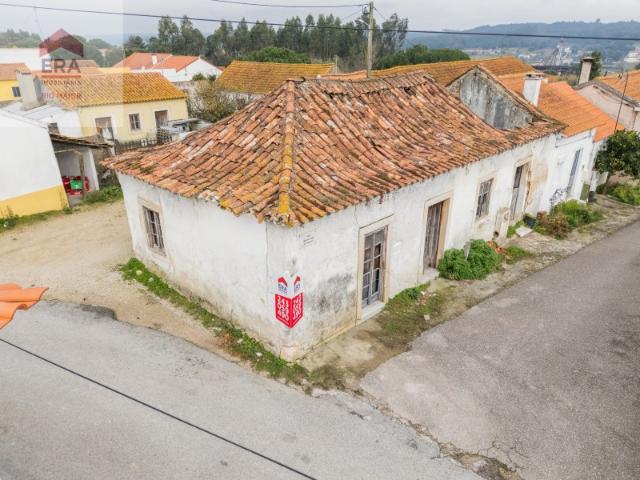 Moradia em banda 3 quartos em Rio Maior, Santarém