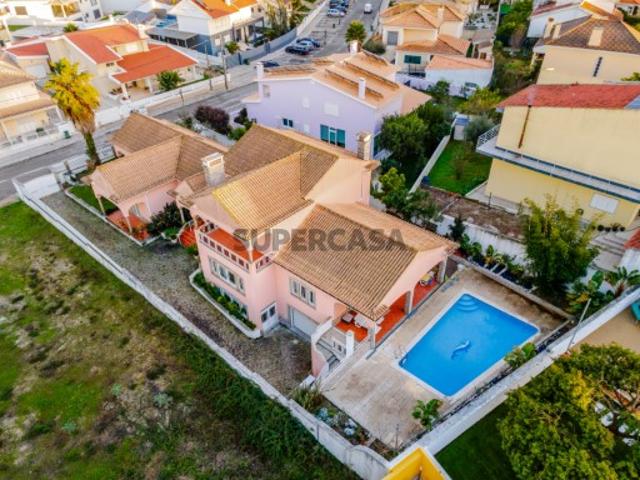 Moradia em Belverde T5 | Ideal para famílias numerosas