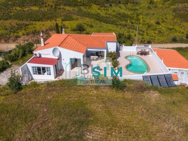 Moradia T3 com piscina