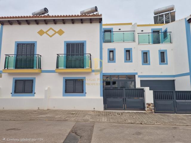 Moradia em Condomínio Fechado, com Terraços, Barbecue e Piscinas, na Manta Rota