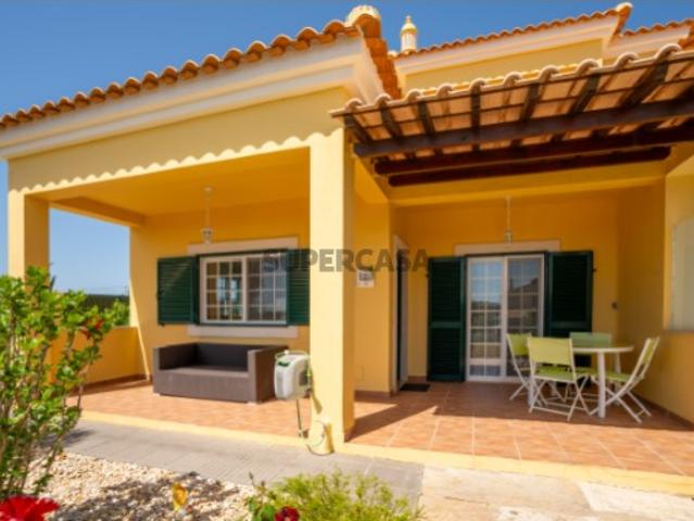Moradia em condomínio privado, perto de Vale do Lobo