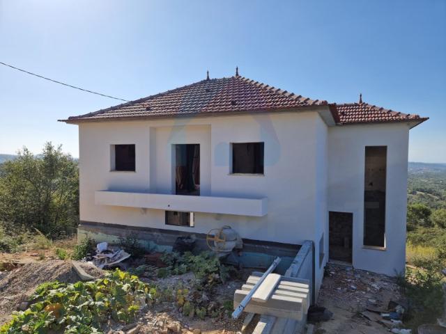 Moradia em Construção Vila Cã