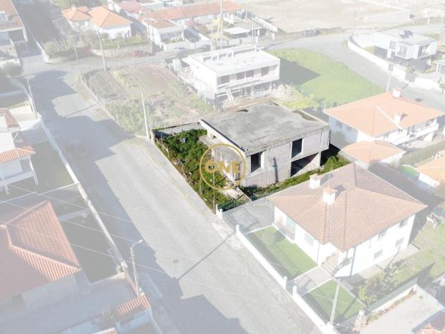 Moradia em construção Bairro, V.N.Famalicão