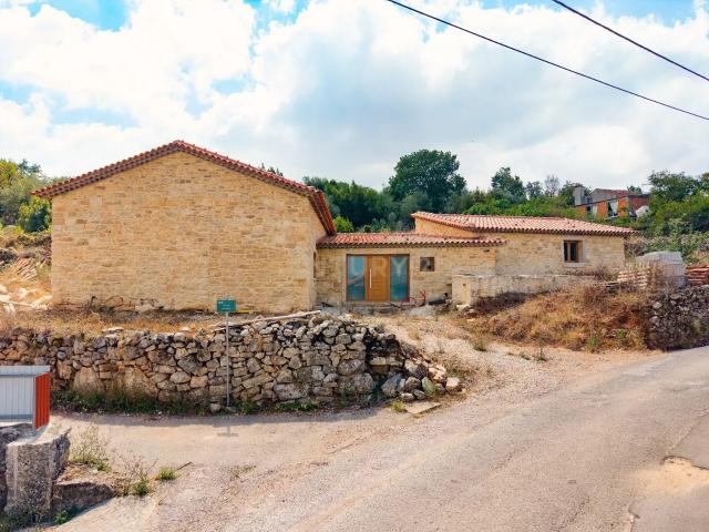 Moradia em Cotas Degracias Soure com Vista Panorâmica