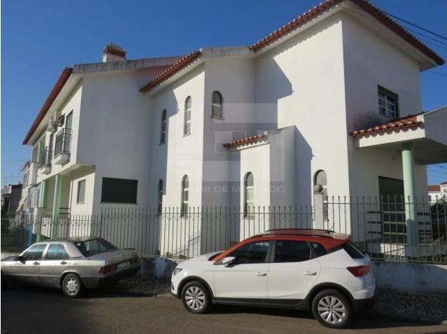 MORADIA EM ELVAS