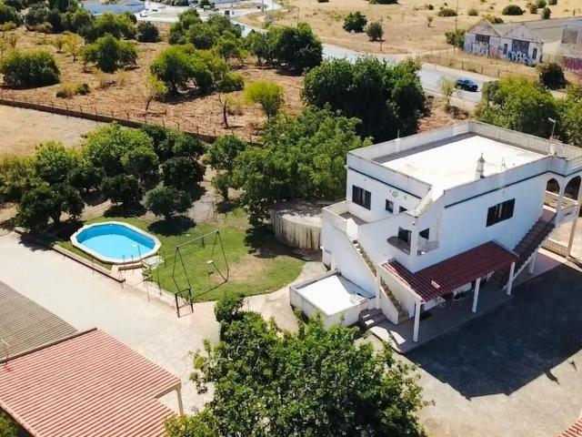 Moradia em Ferreiras com terreno de 8300 m2 226m² Ferreiras