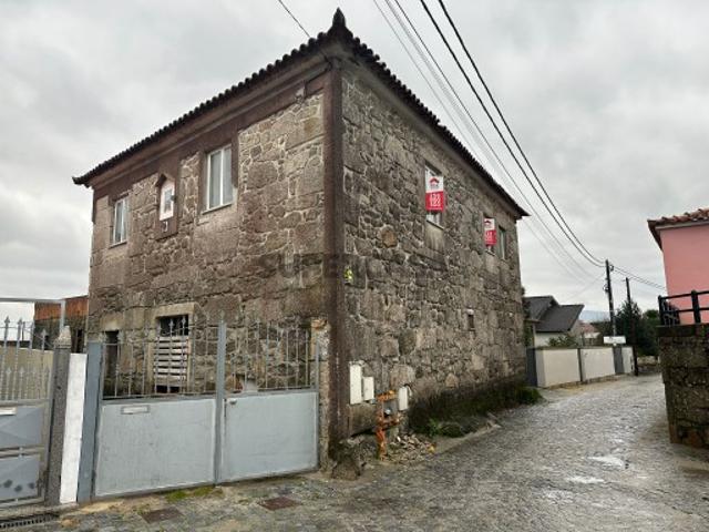 Moradia em pedra, Cardielos