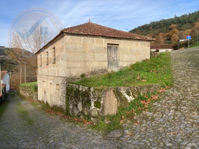 Moradia em Pedra~para restauro com Vista Deslumbrante Rio Douro, Cabeceiras de Basto