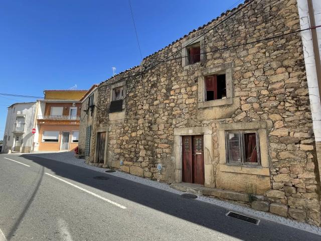 Moradia em Pedra | Escalos de Baixo, Castelo Branco
