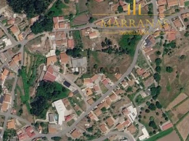 Moradia em Pedra para Restauro com Potencial de Construção Vandoma, Paredes