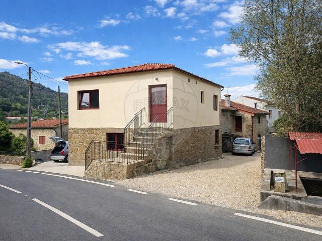 Moradia em Pedra T2+T3 com Excelente Rentabilidade + de 6%. 0m² Ribeira