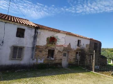 Moradia em Pedra