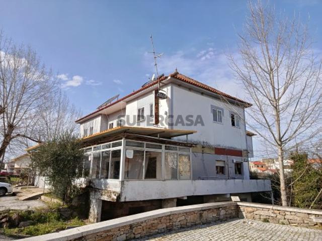 Moradia em Pínzio, Pinhel