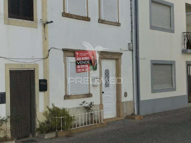 Moradia em Póvoa e Meadas