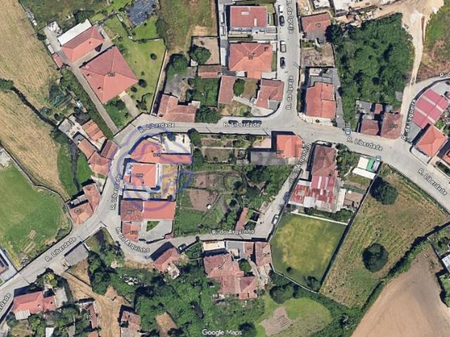 Moradia em Ruína com Terreno de 1.300 m² – Potencial para Loteamento | Maia