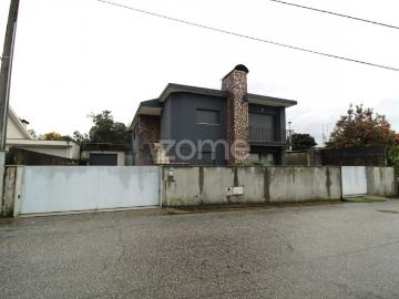 Moradia em S. João de Ponte