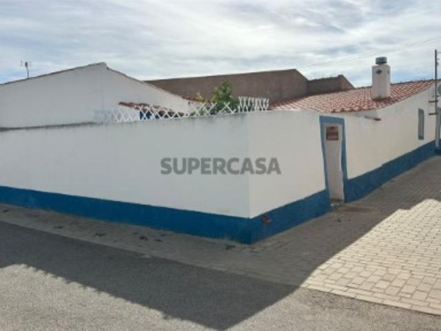 Moradia em São João dos Caldeireiros