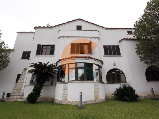 Moradia em Sé Nova, Santa Cruz, Almedina e São Bartolomeu