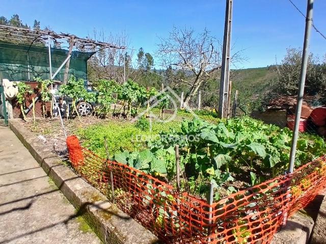 Moradia encantadora na freguesia de Cambas, com vista para o Rio Zêzere