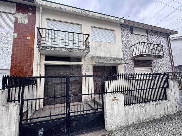 Moradia, Ermesinde