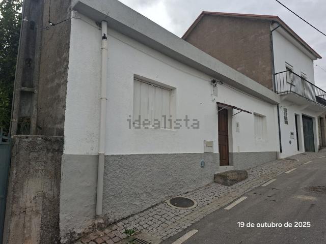 Moradia, Lousa