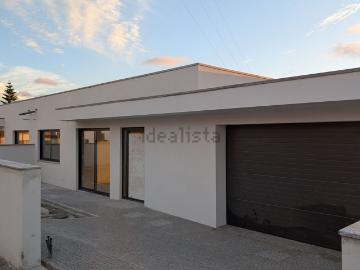 Moradia, Escapães