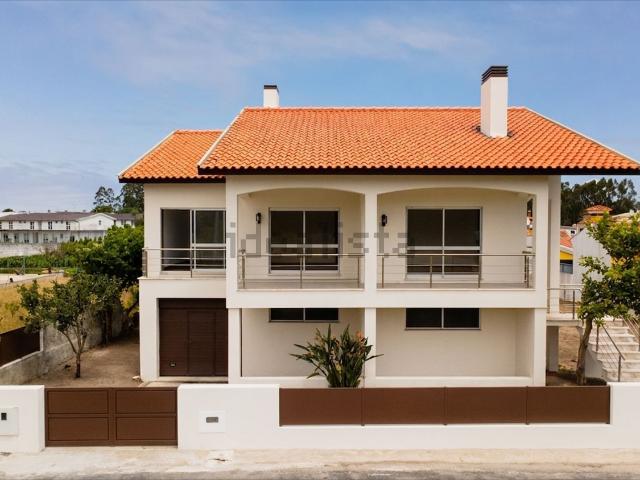 Moradia, Esgueira