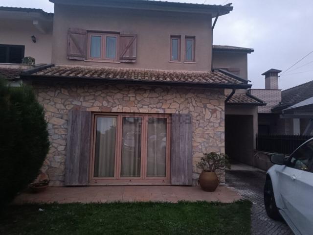 Moradia, Esgueira