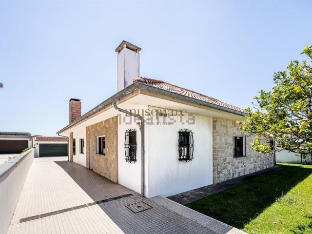Moradia, Esmoriz