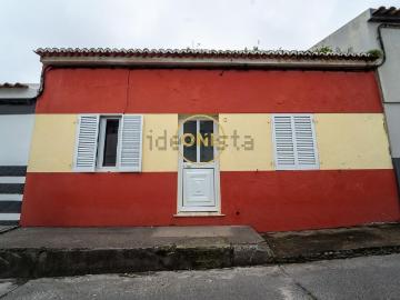 Moradia, Esmeriz
