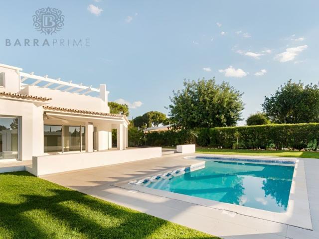 Moradia Essence T4 com Piscina Privada em Vilamoura Total. 0m² Quarteira