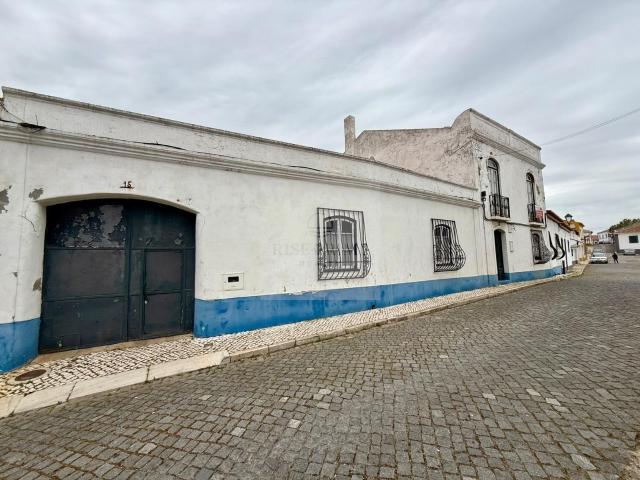 Moradia espaçosa com 8 quartos em Aljustrel
